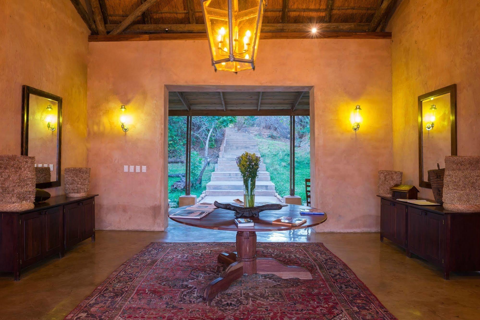 Royal Zambezi Lodge Mafuta エクステリア 写真