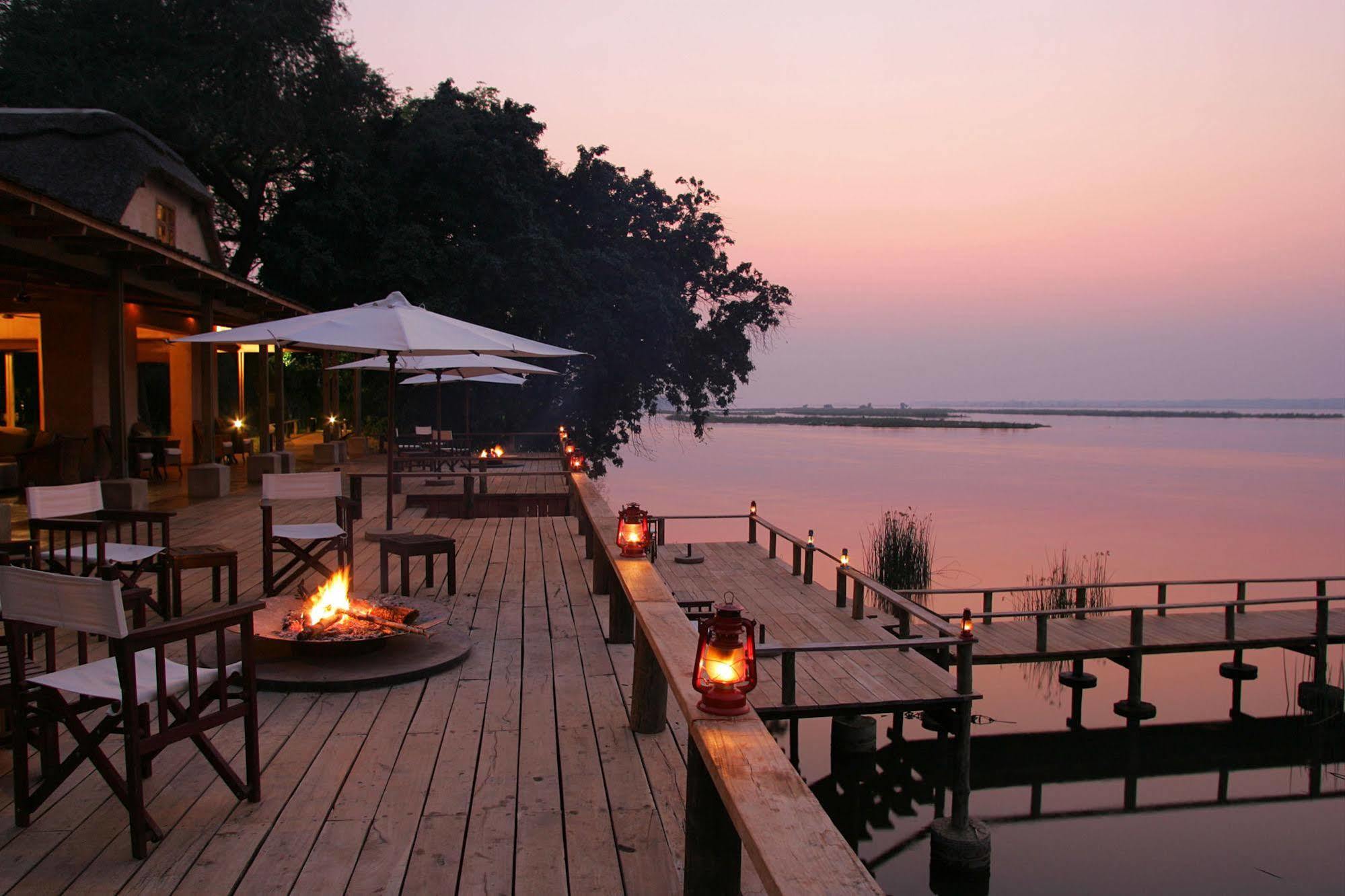 Royal Zambezi Lodge Mafuta エクステリア 写真