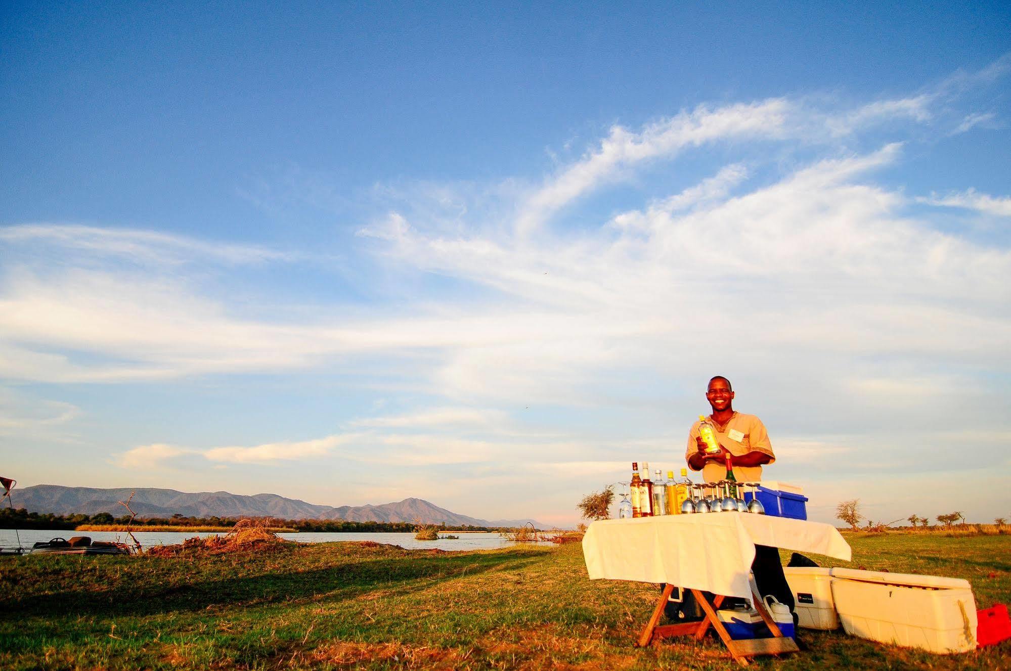 Royal Zambezi Lodge Mafuta エクステリア 写真